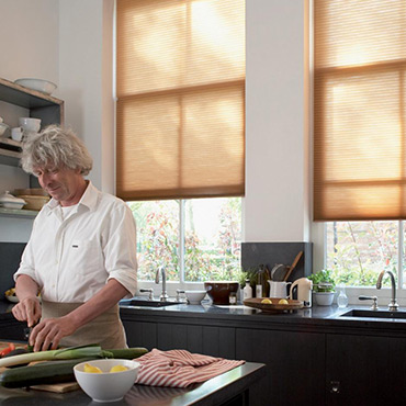 Hunter Douglas