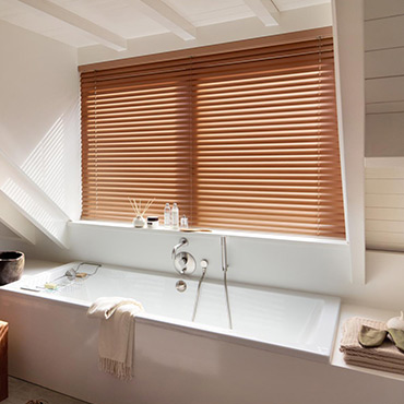 Hunter Douglas